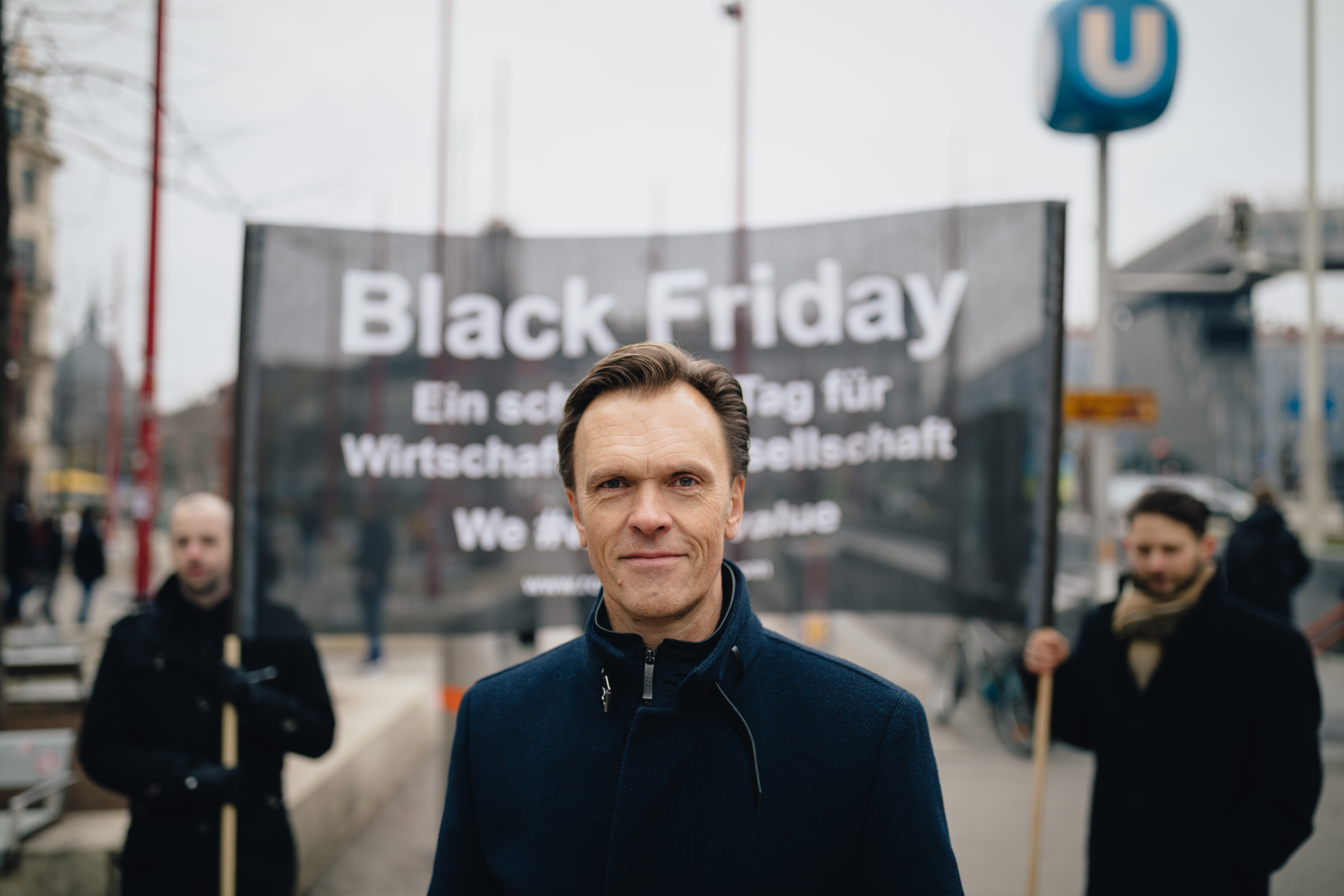 Wirtschaftsexperte Mag. Roman Kmenta - Black Friday 2018